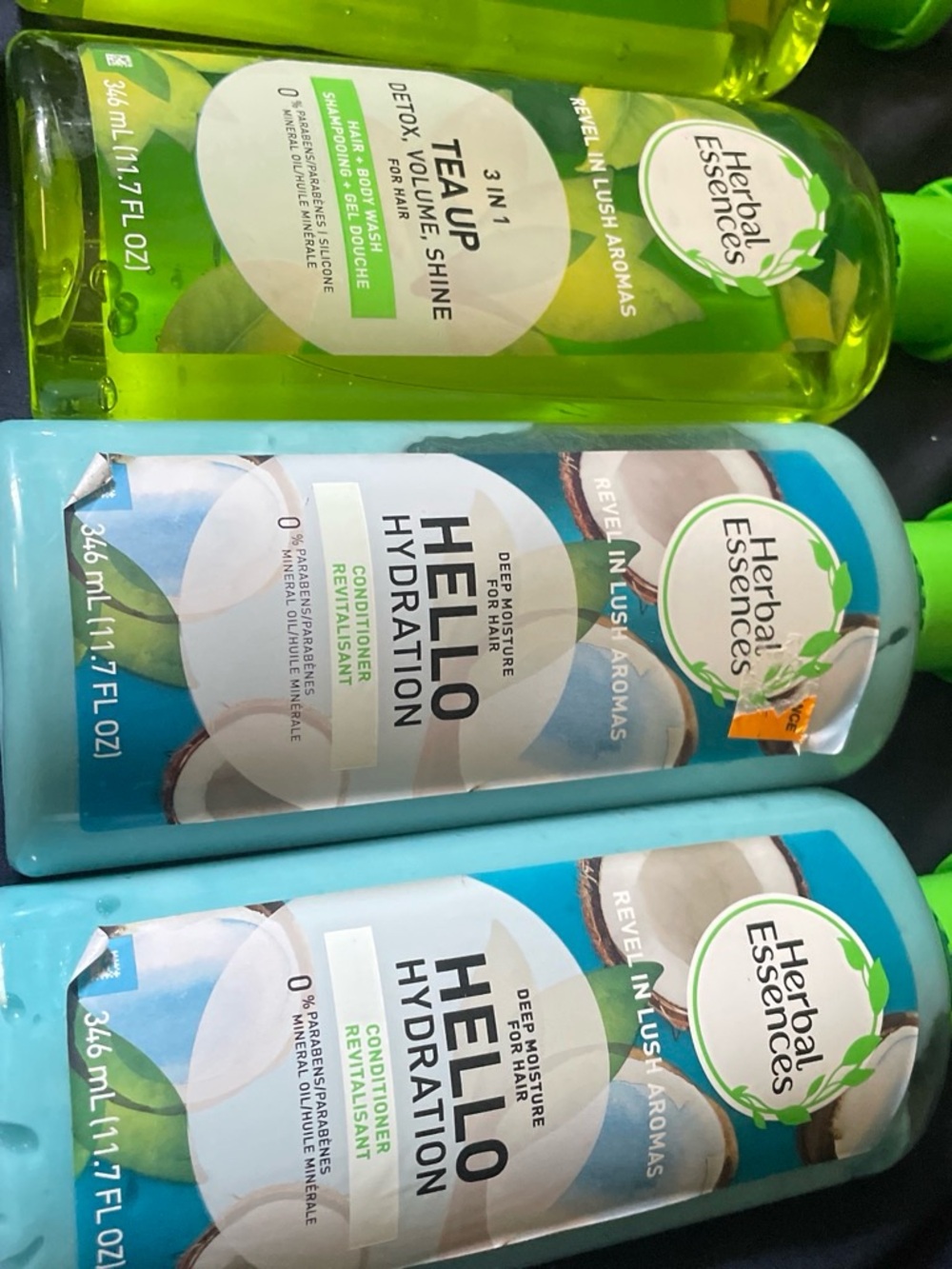 Hello Hydration Moisturizing Shampoo - Blue